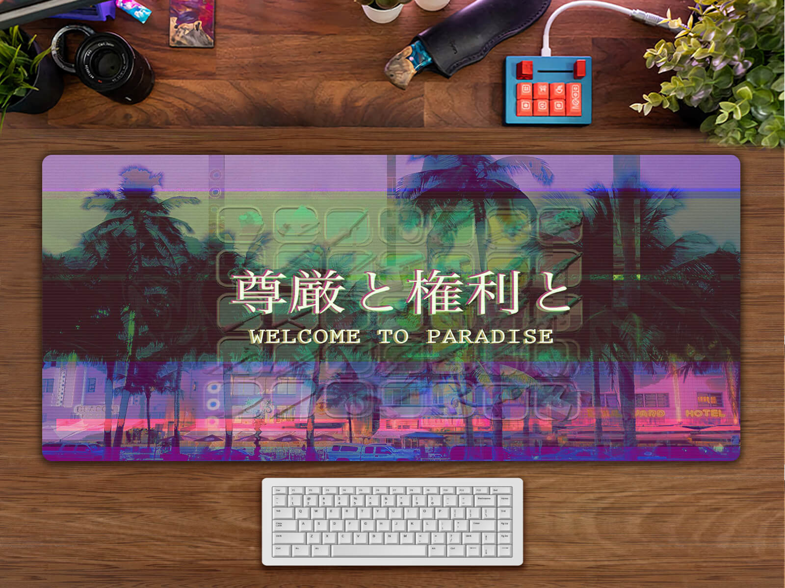 Vaporwave PARADISE Gaming Desk Pad