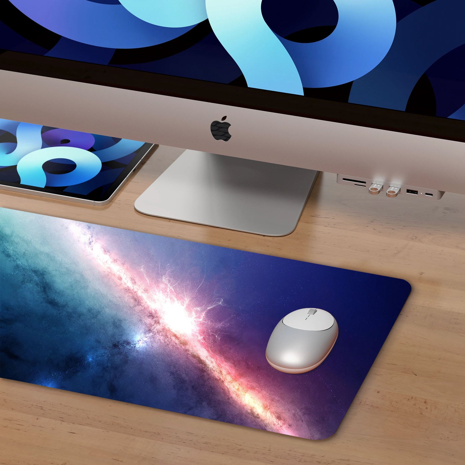 Nebula-Planet Desk Pad