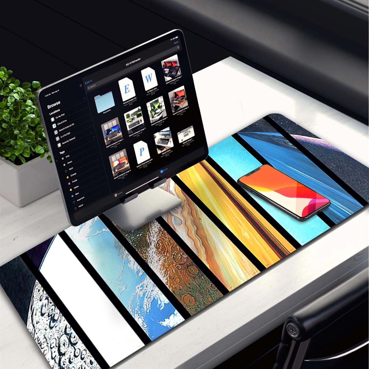 Planet Section Desk Pad